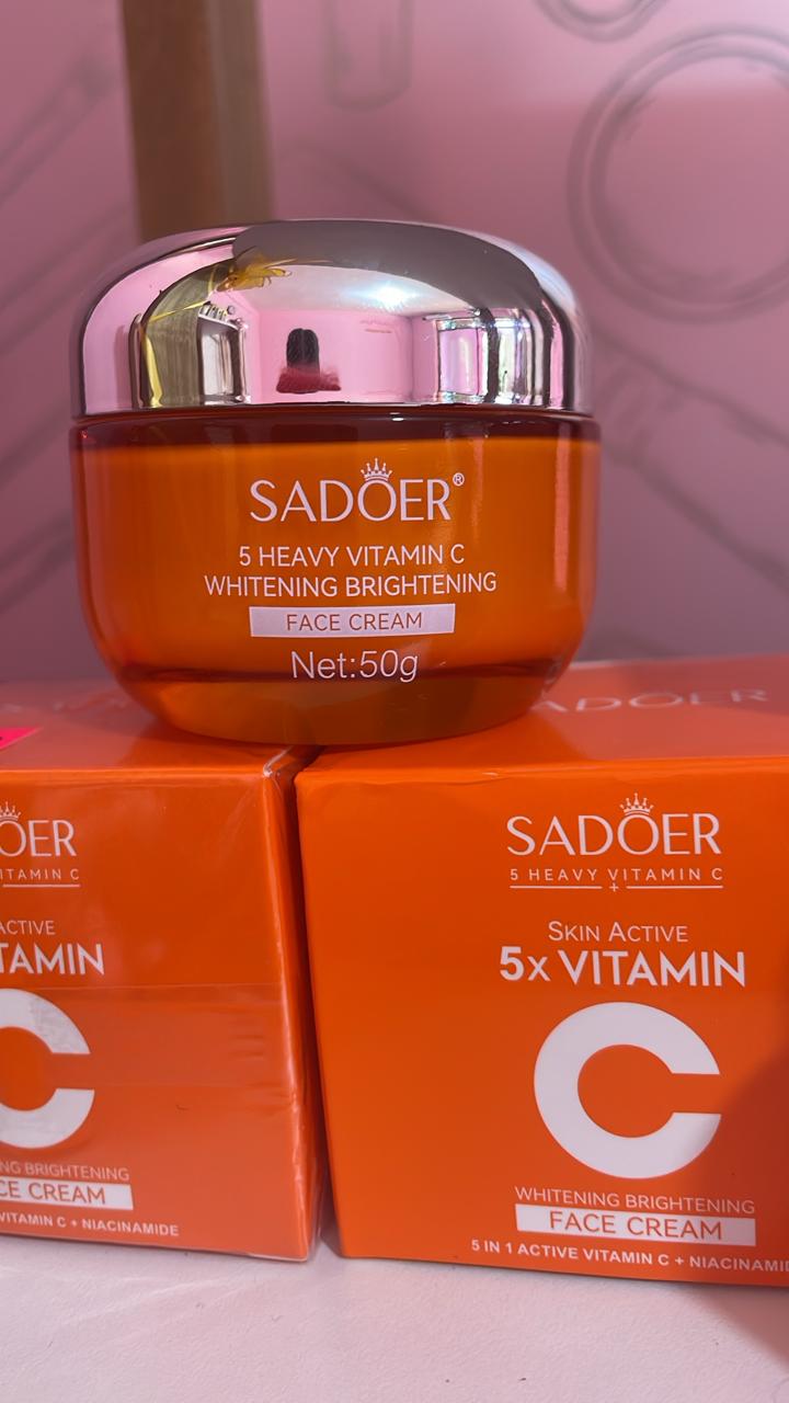 Crema Facial Iluminadora Vitamina C