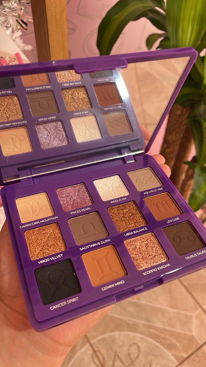 Paleta Zodiaco Ruby Rose